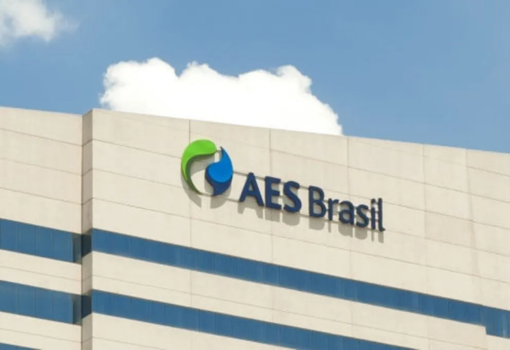 aes-brasil-aesb3-capta-r-112-bilhao-em-oferta-de-acoes