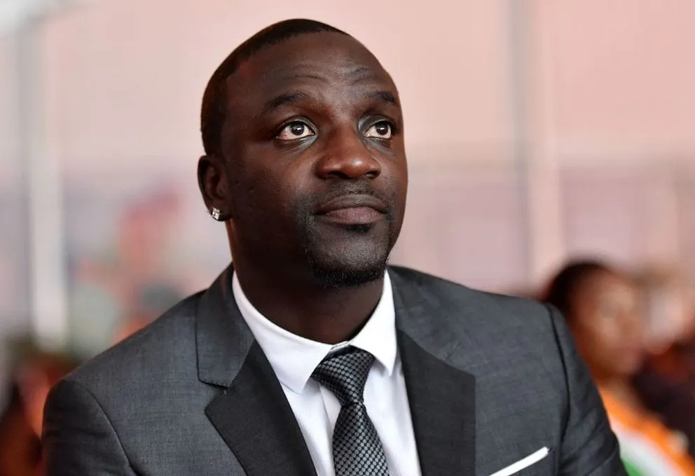 Cantor Akon Venderá seu Próximo Álbum como um NFT | TheCap