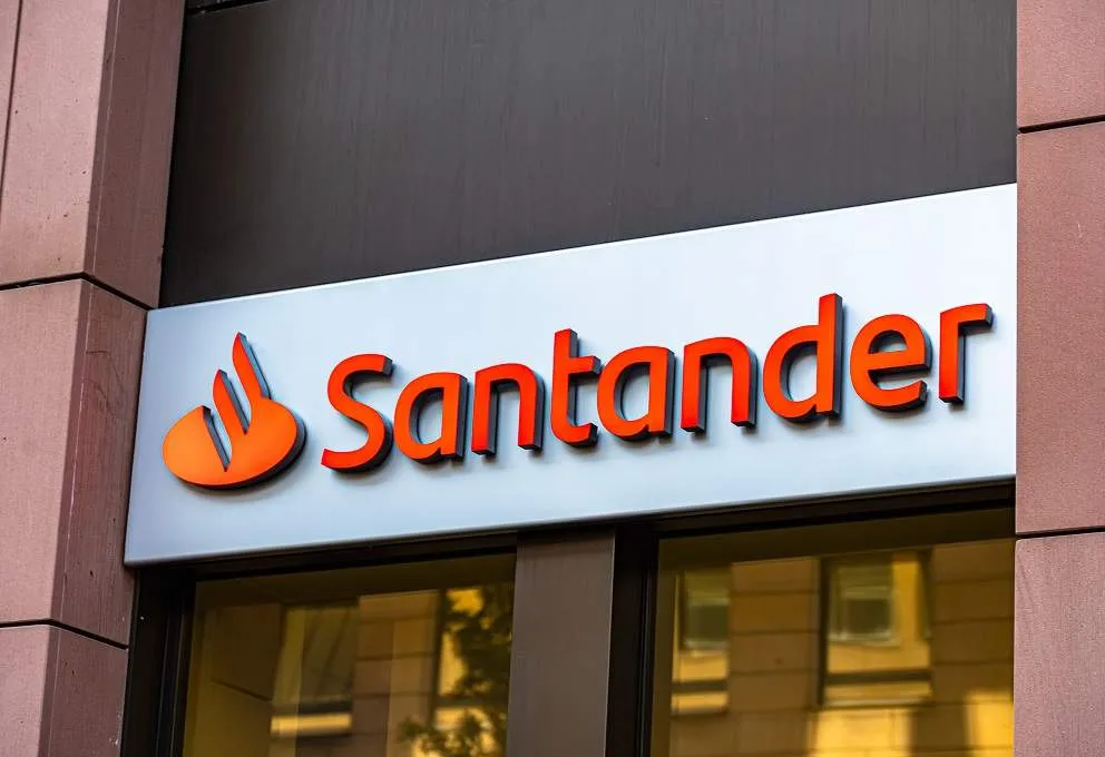 Resultado Santander (SANB11) 2021: Lucro de R$ 3,9 B no 4T21 imagem