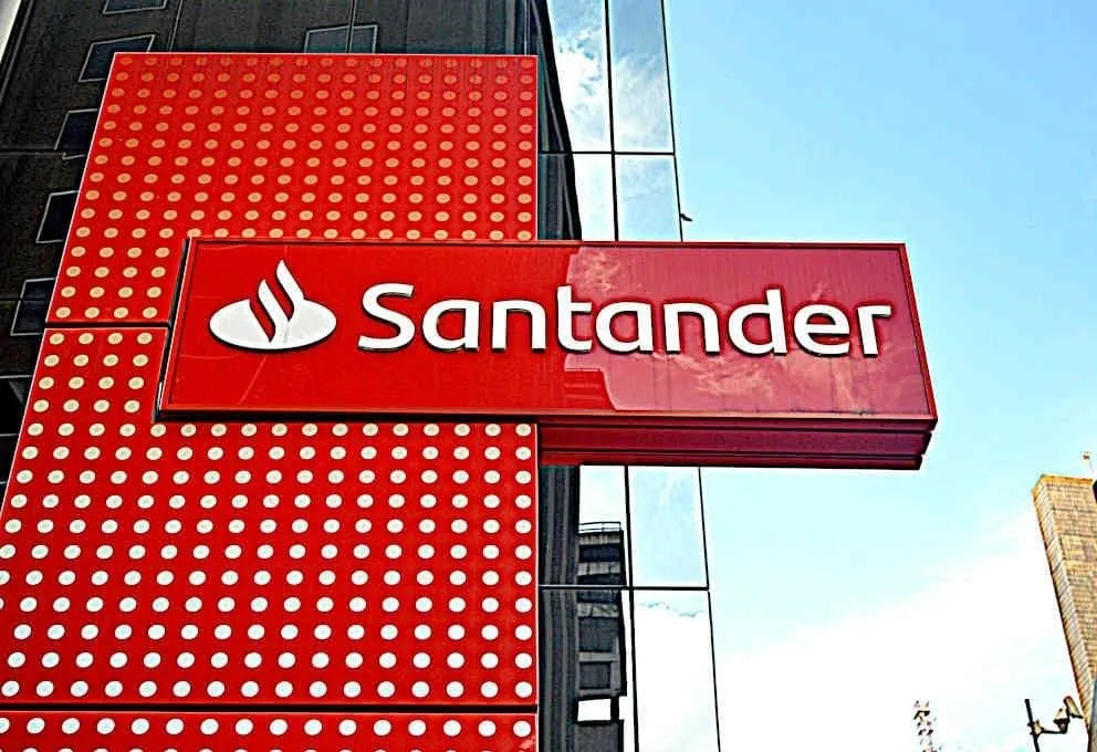 santander-sanb11-dara-carencia-de-6-meses-para-dividas-de-empresas