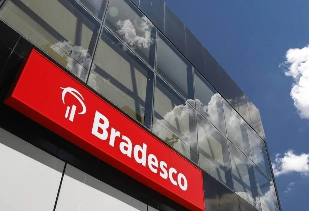bradesco-bbdc4-adota-assinatura-digital-em-contratos-imobiliarios