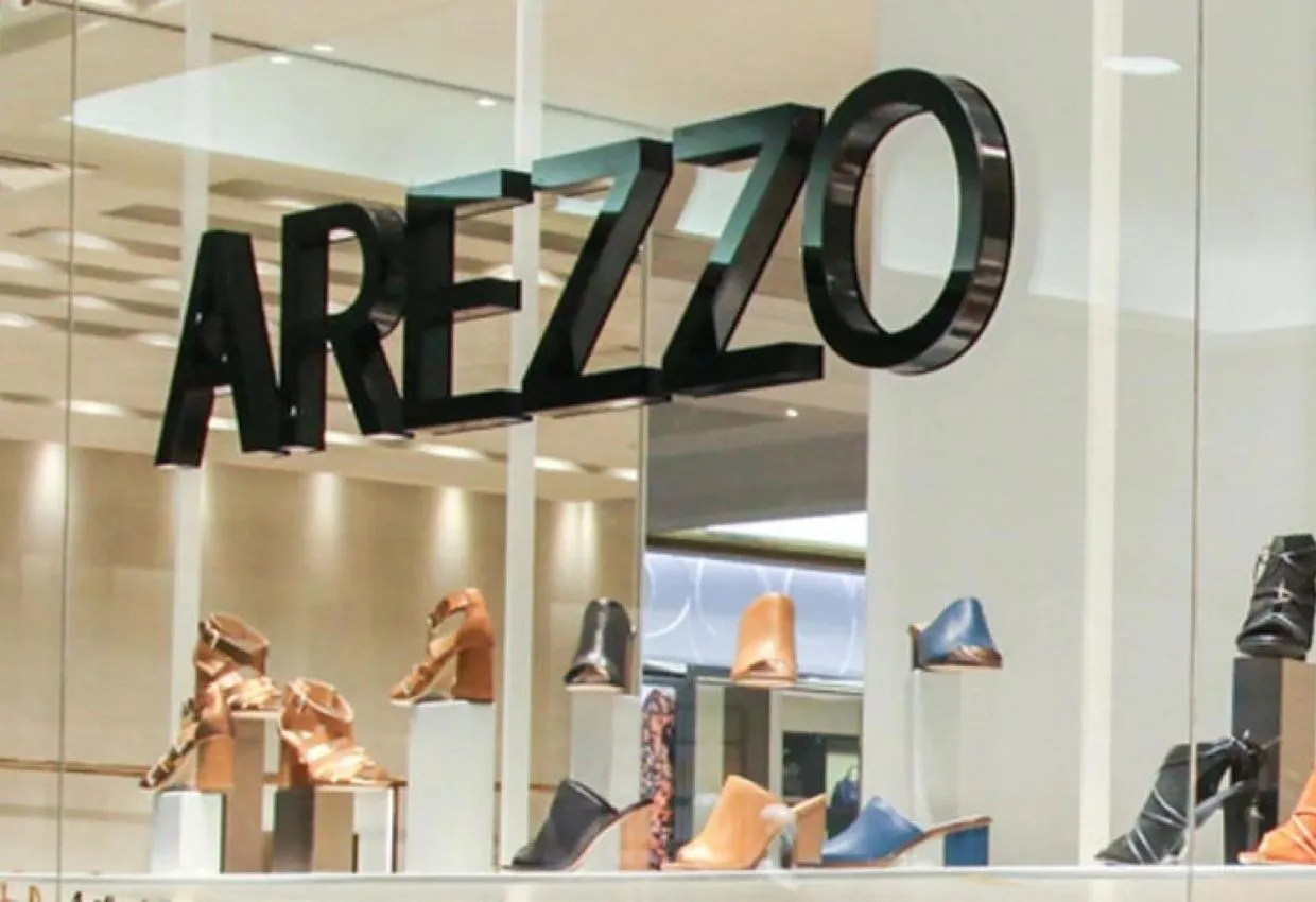 arezzo-arzz3-anuncia-compra-da-marca-de-calcados-vicenza